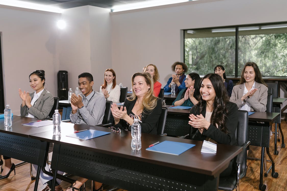 L'art de la communication dans les séminaires d'entreprise : astuces pour engager votre public